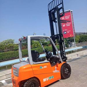 Shandong MINGYU Forklift Make A Splash At Canton Fair 