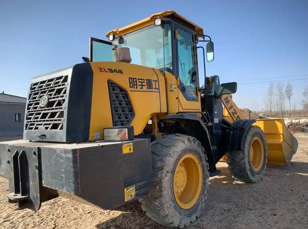 How Much Does a Wheel Loader Weigh? A Comprehensive Guide