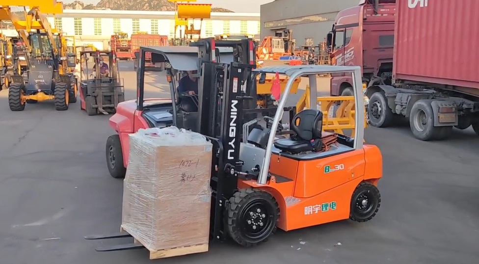 Moving a Dead Electric Forklift