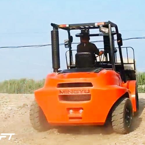 How to Drive a Forklift on a Ramp