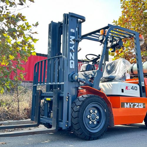 How Much LPG Does a Forklift Use Per Hour? 