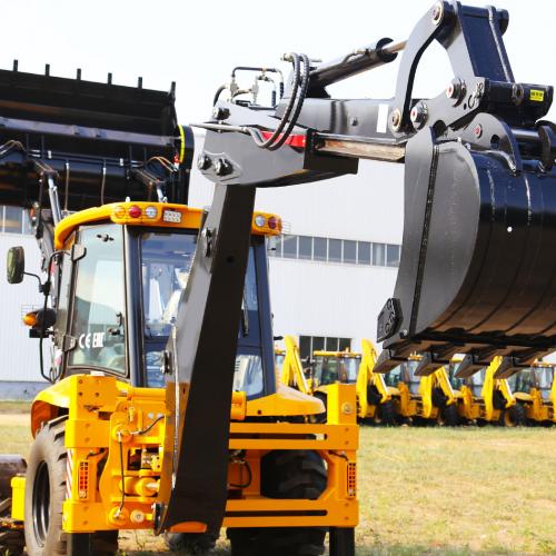 How to operate a Backhoe?