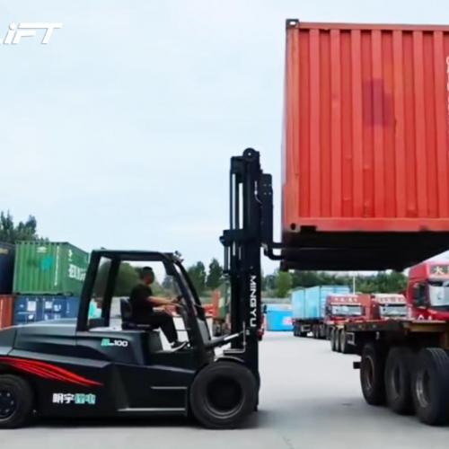 What Are the Advantages of Diesel Forklifts?