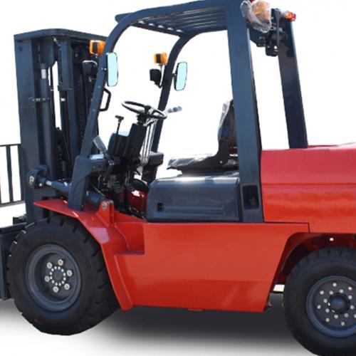 What is a forklift and how does it work?