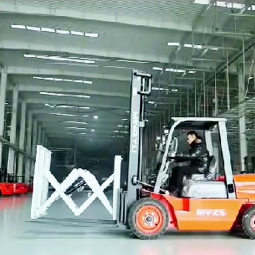 What forklift can lift 10000 pounds?