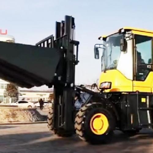 Who makes rough terrain forklifts?