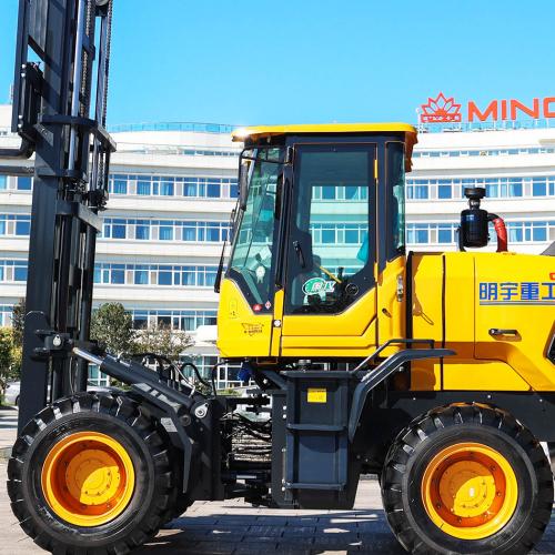 What is the maximum lifting capacity of a rough terrain forklift?