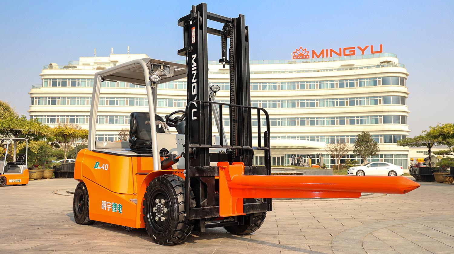 How Much Does a JCB/Manitou Articulated Forklift Cost?