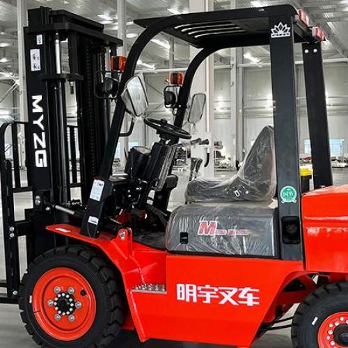 What is the maximum lift capacity of a standard diesel forklift? 