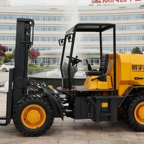 What are the essential maintenance tips for an off-road forklift?