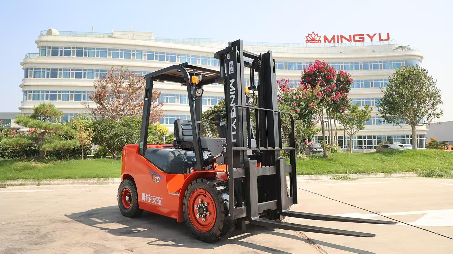 How to Bleed the Fuel System on a Diesel Forklift ?