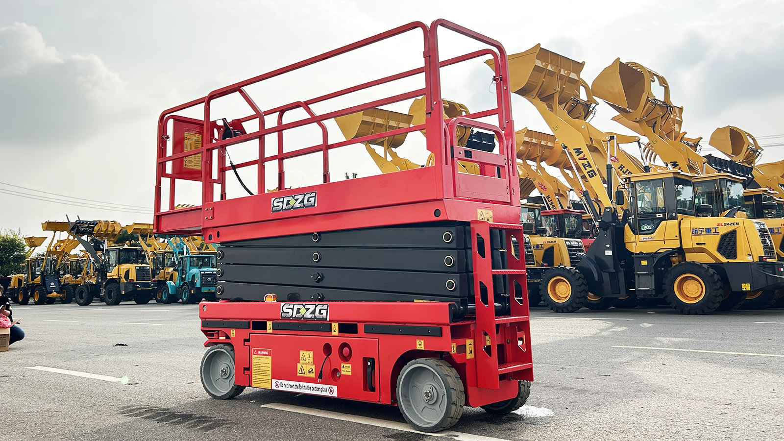 How to Maintain Lithium-Ion Batteries in Electric Scissor Lifts?