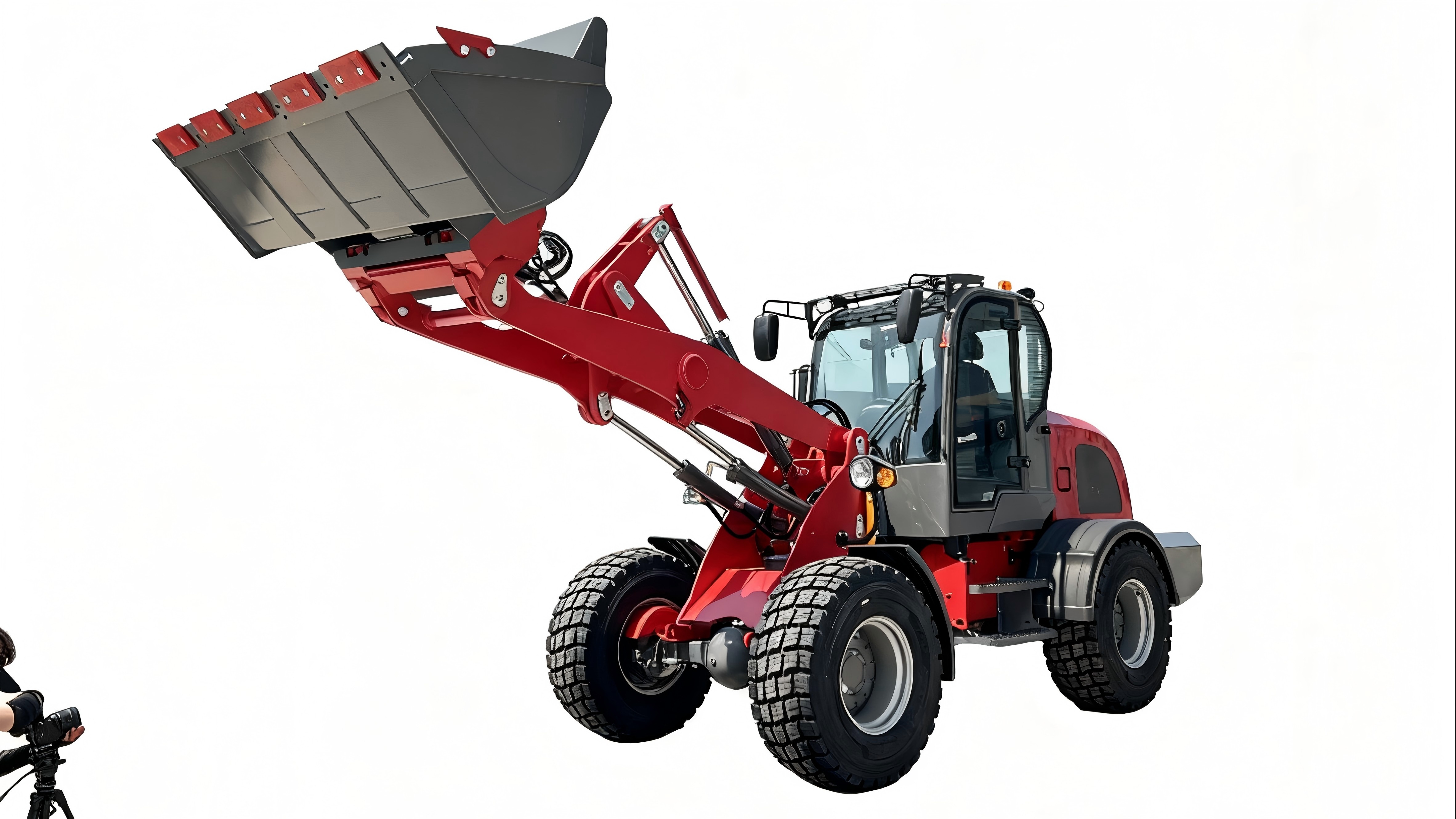 How to Operate a Wheel Loader Safely on a Construction Site?