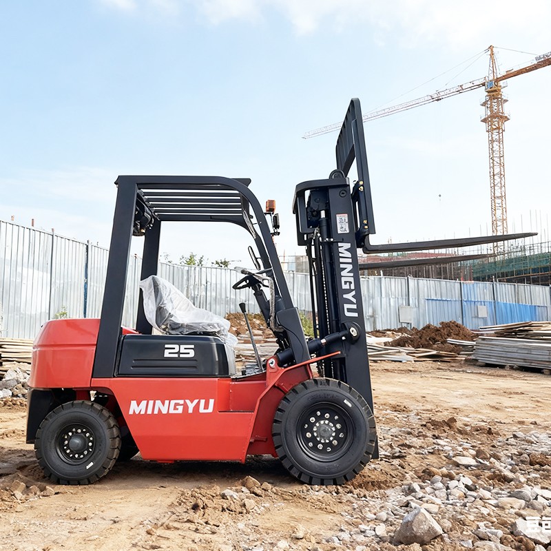 CPC25 Heavy-Duty Diesel Forklift 2500kg Capacity CPC25 Heavy-Duty Diesel Forklift 2500kg Capacity