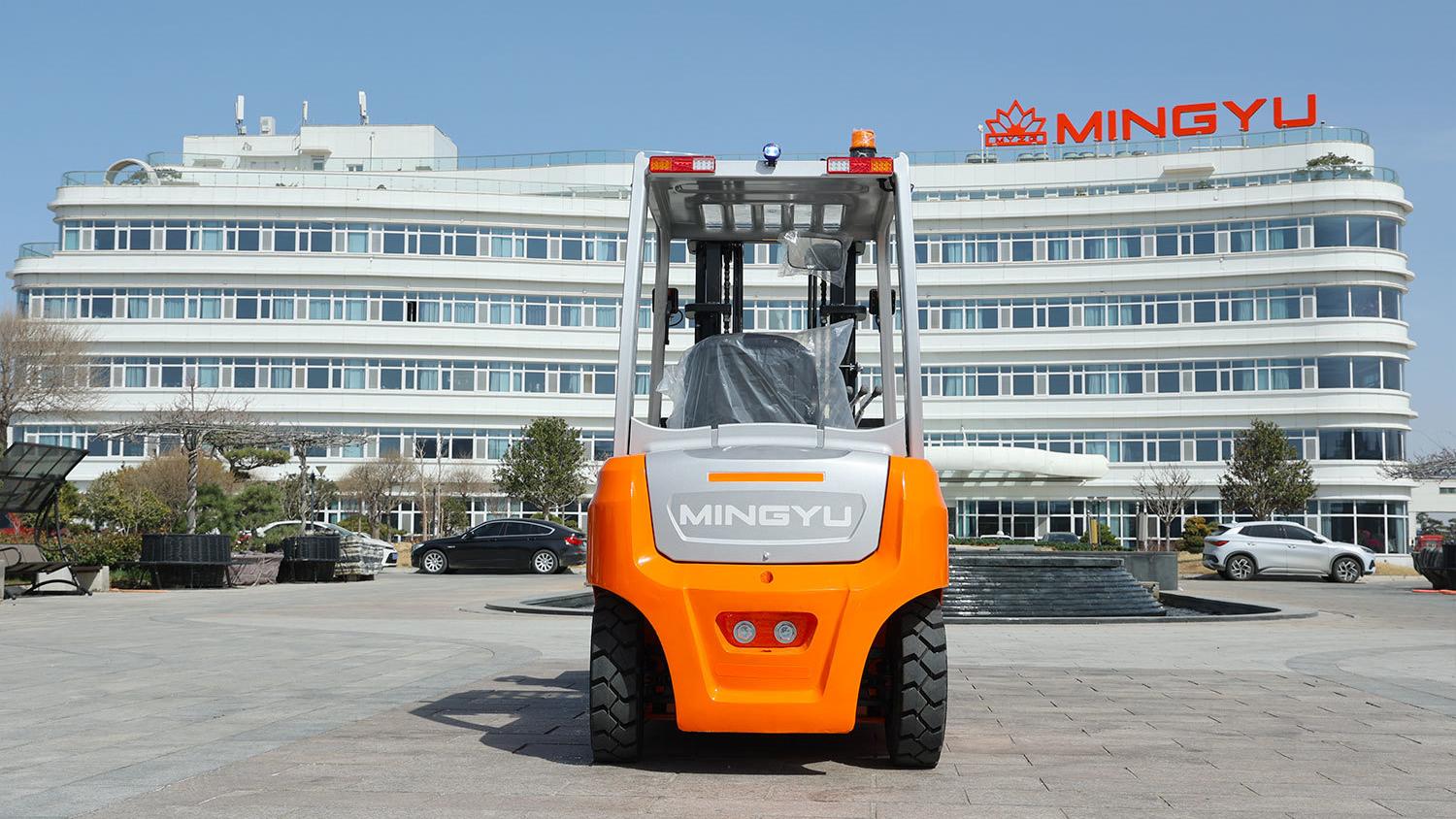 ¿Cuál es el programa de mantenimiento de una carretilla elevadora?