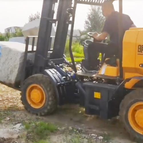 What is the lifting capacity of a typical off-road forklift?