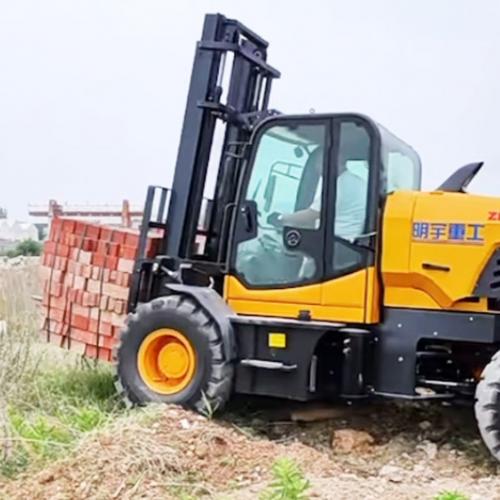 Are forklift propane tanks different？