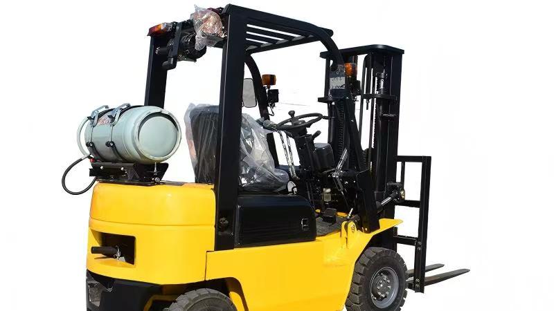 Como trocar o óleo do motor e os filtros em uma empilhadeira a diesel?