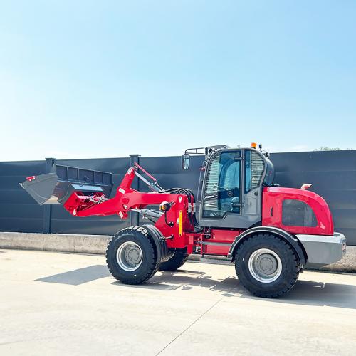 Carregadeira Grande Modelo 825 (Carga Nominal 2000KG, Motor YUNNEI Euro V, Bacia 1-1.2m³)