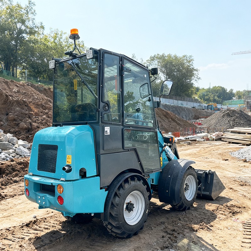 ZG-1160 Carregadeira Multifuncional de Acionamento Hidrostático Compacto ZG-1160 Carregadeira Multifuncional de Acionamento Hidrostático Compacto