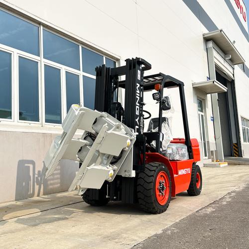 A máquina robusta com motor Quanchai chega: a empilhadeira a diesel CPC(D)30M da Mingyu, projetada para dominar trabalhos pesados ​​de 3 toneladas.