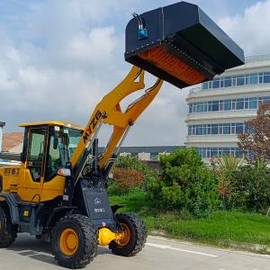 When the loader is equipped with snowplow, it was awesome!