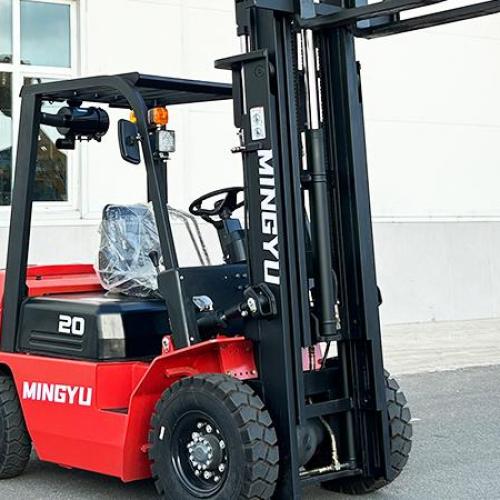 Как часто необходимо проводить проверку погрузчиков?